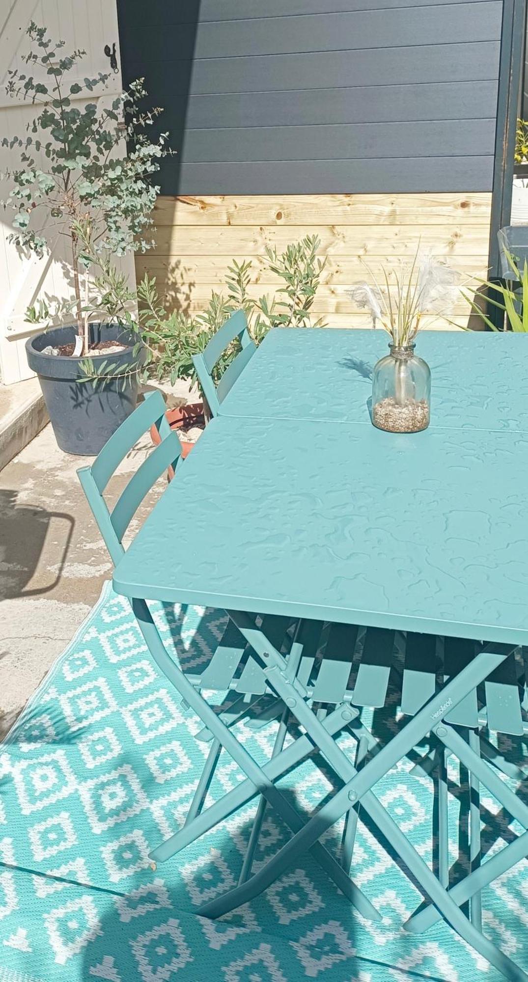 Lamarobile Avec Jardin Et Terrasse Proche Des Grands Buffets, Du Centre Et De La Gare